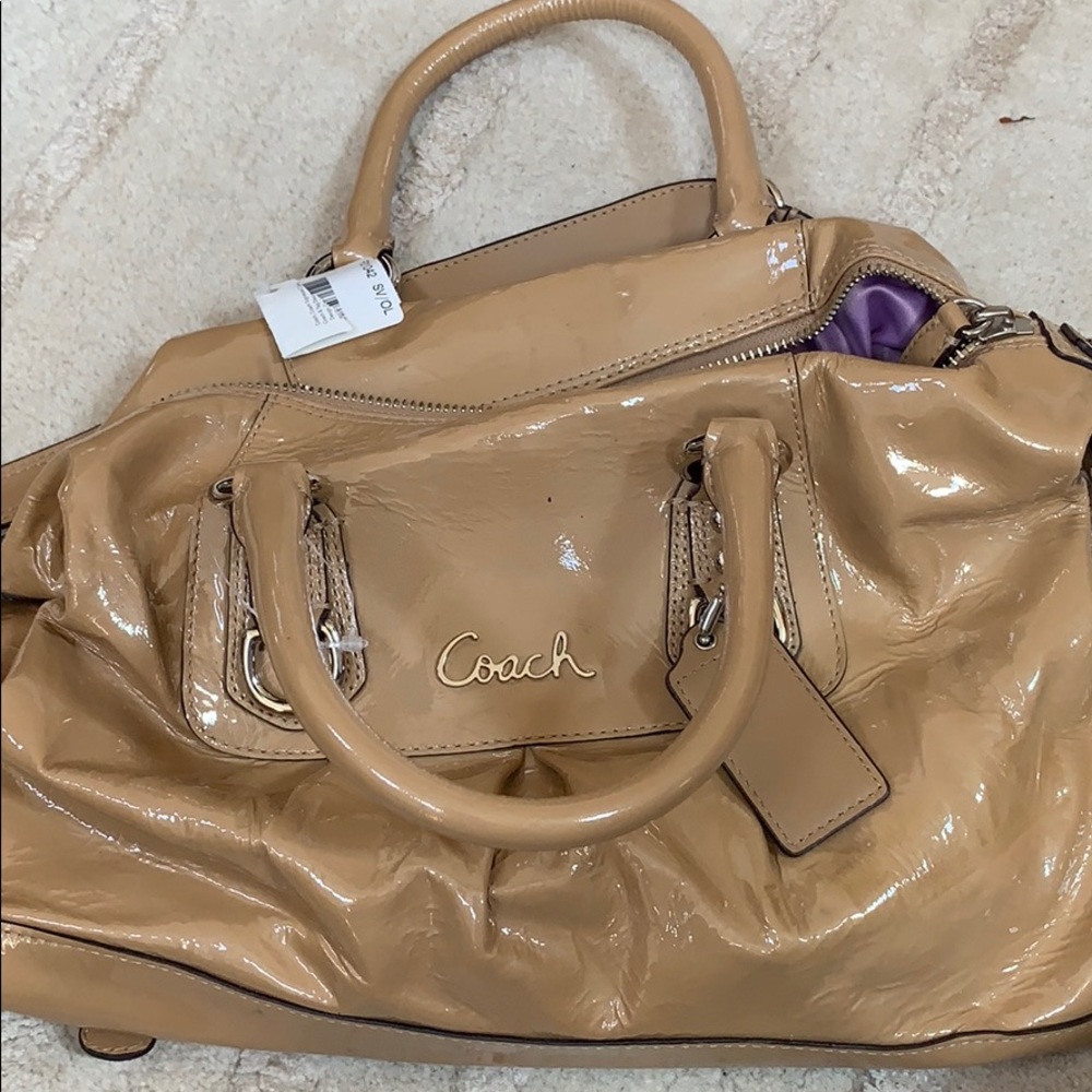 Coach authentic handbag BRAND NEW